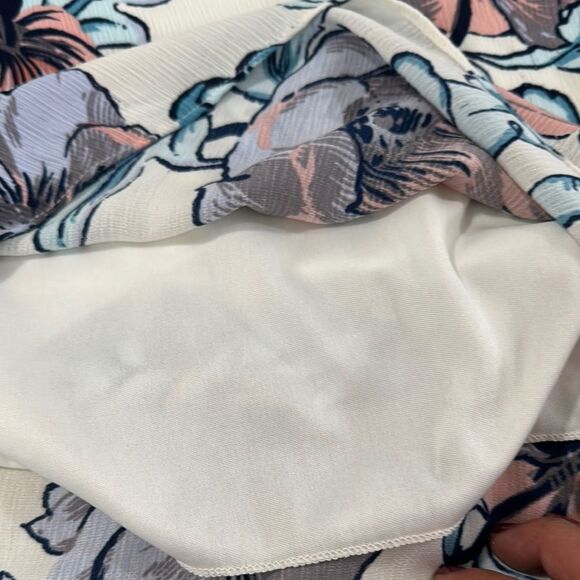 EVERLY Floral Off-Shoulder Dress Size L - Picture 7 of 9